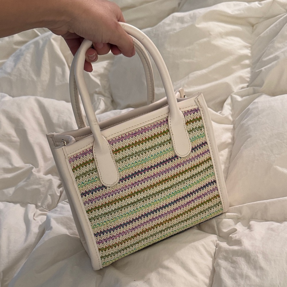 Like New White Multi-Color Woven Bag